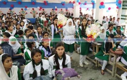মোরেলগঞ্জে ১৪টি বালিকা বিদ্যালয়ে চেইঞ্জ রুমের উদ্বোধন