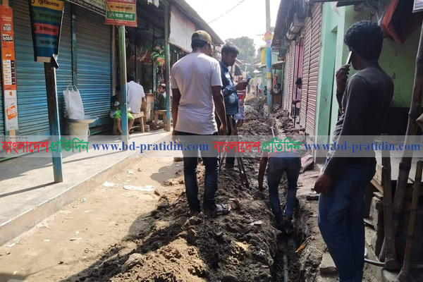 আশুলিয়ায় ২৫০০ অবৈধ গ্যাস সংযোগ বিচ্ছিন্ন