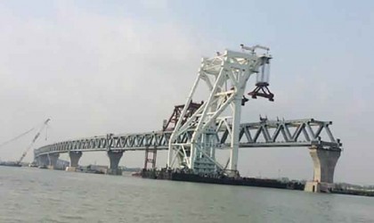 পদ্মাসেতুতে ১৭তম স্প্যান বসছে আজ