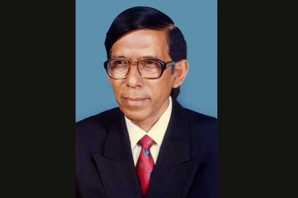 স্ত্রীকে দাফনের প্রস্তুতির সময় সাবেক এমপি গুলজারের ইন্তেকাল