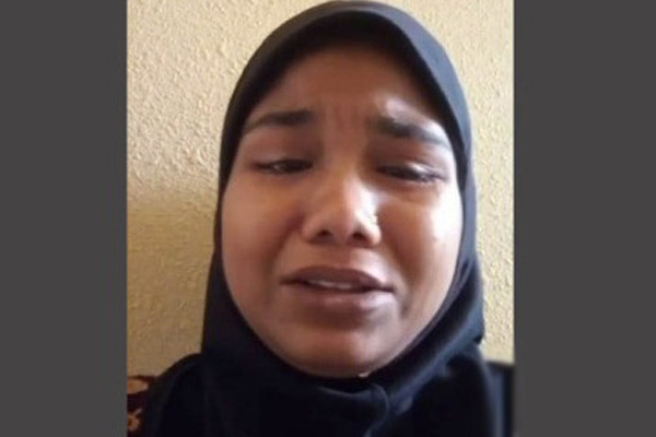 সৌদি আরব থেকে দেশে ফিরলেন নির্যাতিত সেই হুসনা
