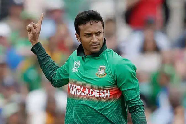 ভারত 'আর্মির' বর্ষসেরার তালিকায় সাকিব
