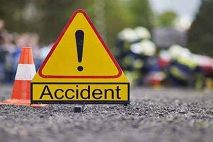 নেপালে যাত্রিবাহী বাস খাদে, নিহত ১৭