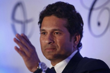 ছেলের নামে ভুয়া অ্যাকাউন্ট! ক্ষুব্ধ শচীন