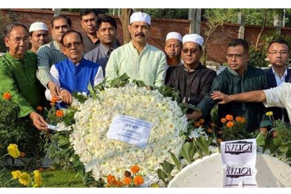 আনিসুল হককে হারানো অপূরণীয় ক্ষতি: মেয়র আতিকুল