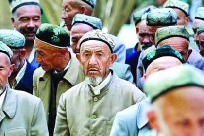 মুসলমানদের বন্দি শিবির যেভাবে চালায় চীন