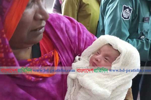 কুড়িয়ে পাওয়া সেই শিশুটিকে পেতে সব সম্পত্তি লিখে দিতে রাজি এক দম্পতি