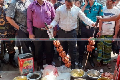 অস্বাস্থ্যকর পরিবেশে খাদ্যসামগ্রী উৎপাদন, ৩ প্রতিষ্ঠানকে জরিমানা