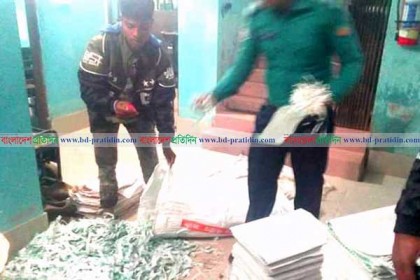 রংপুরে ৭ লাখ ৭০ হাজার নকল ব্যান্ডরোলসহ গ্রেফতার ৩