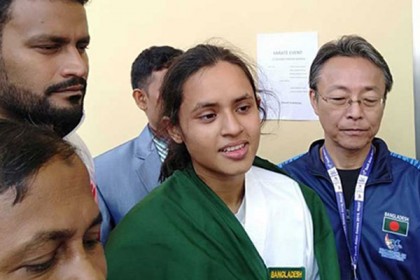 স্বর্ণজয়ী মারজানা গুরুতর আহত হয়ে হাসপাতালে