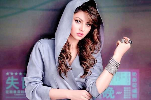 এক ঘণ্টার জন্য ৩ কোটি পারিশ্রমিক দাবি নায়িকার
