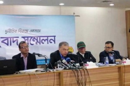 রোহিঙ্গাদের কারণে নানামুখী 'ঝুঁকি'তে কক্সবাজারবাসী: টিআইবি