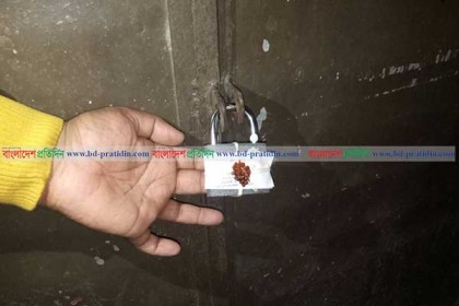 ব্রাহ্মণবাড়িয়ায় ইউপি চেয়ারম্যানের মদের দোকান সিলগালা, আটক ৭