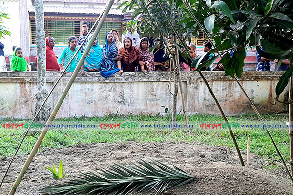 যার যায় সেই বুঝে, আমি আমার সর্বস্ব হারিয়েছি: রুম্পার বাবা