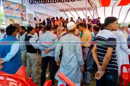 কুমিল্লায় আওয়ামী লীগের ২ গ্রুপের মধ্যে ধাওয়া-পাল্টা ধাওয়া