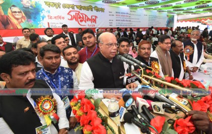 শেখ হাসিনাকে রক্ষা করতে হবে: নাসিম 