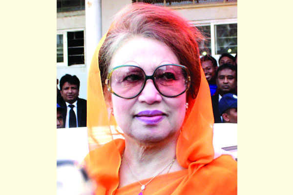 খালেদার মুক্তির বড় কর্মসূচি নিয়ে সিদ্ধান্তহীনতায় বিএনপি