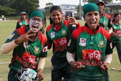 এসএ গেমস: শ্রীলঙ্কাকে হারিয়ে নারী ক্রিকেটারদের স্বর্ণজয়