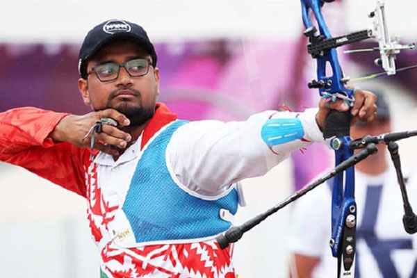 রোমান এনে দিলেন আরেক স্বর্ণ