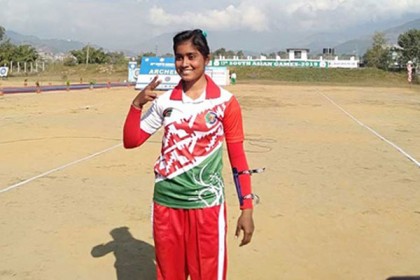 এবার স্বর্ণ জিতলেন ইতি, রেকর্ডের আরও কাছে বাংলাদেশ