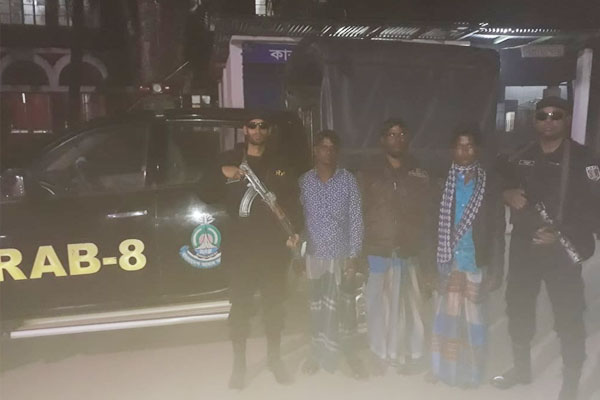 ভোলায় নিষিদ্ধ কারেন্টজালসহ ৪ জেলে আটক, কারাদণ্ড