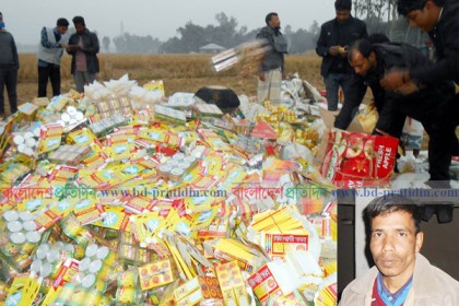 তিনটি নকল ওষুধ কারখানায় র‌্যাবের অভিযান, আটক ২