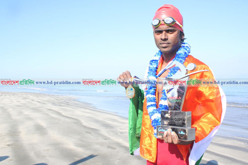 বাংলা চ্যানেল পাড়ি দিলেন মুকেশ