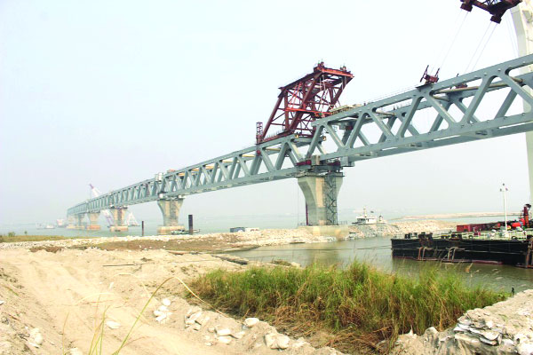 পদ্মা সেতুর ২৭০০ মিটার দৃশ্যমান