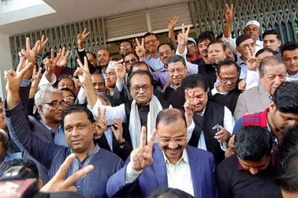 চট্টগ্রাম-৮ উপ-নির্বাচন : ৭ প্রার্থীর মনোনয়ন জমা 
