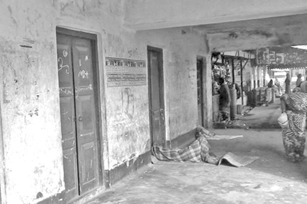 টিকিট সংকটে ভোগান্তি নেই সেবার মান