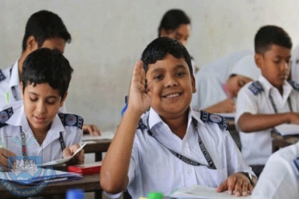 কুমিল্লার ৩ সরকারি স্কুলের ৮৫০ আসনের বিপরীতে আবেদন ১১,০০০