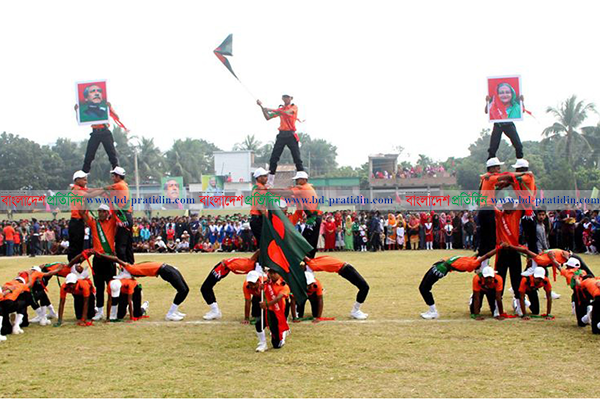 মেহেরপুরে নানা আয়োজনে বিজয় দিবস উদযাপন 