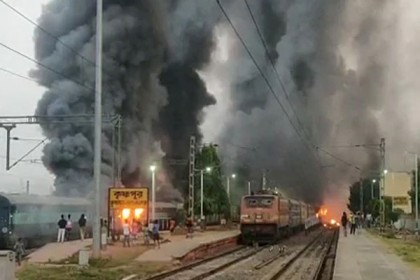 নাগরিকত্ব আইন ইস্যুতে সহিংসতায় ভারতীয় রেলের ক্ষতি ২৫০ কোটি রুপি!