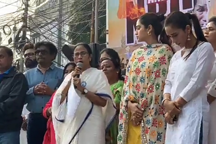 এনআরসি মানছি না, মানবো না: মমতা
