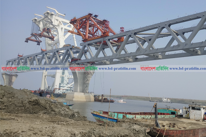 দৃশ্যমান হল পদ্মা সেতুর ২ হাজার ৮শ' ৫০ মিটার