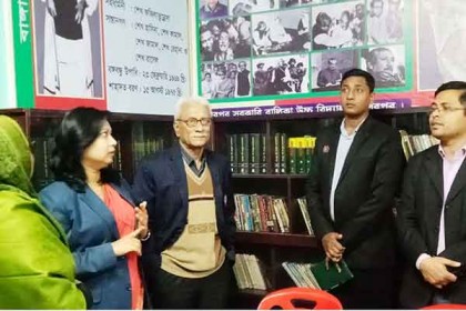 শেরপুরে বঙ্গবন্ধু ও মুক্তিযোদ্ধা কর্নার উদ্বোধন
