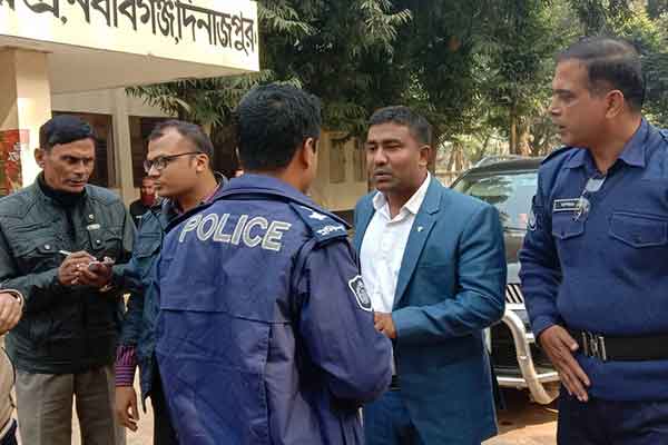 দিনাজপুরে উপজেলা স্বাস্থ্য কর্মকর্তা ও তার সহকারী গ্রেফতার