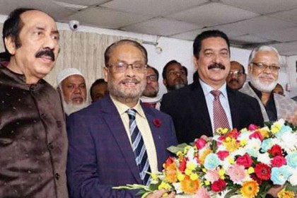 ‘প্রধানমন্ত্রী দেশকে বিব্রতকর অবস্থা থেকে মুক্তি দিয়েছেন’
