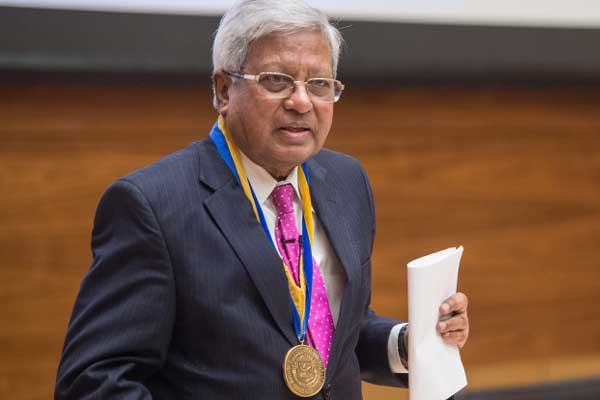 কর্মীদের উদ্দেশে শেষ চিঠিতে যা বলেছিলেন ফজলে হাসান আবেদ