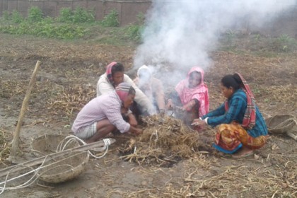 তীব্র শীতে কাঁপছে নীলফামারী