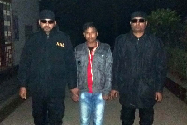 দিনাজপুরে স্কুলছাত্রীকে ধর্ষণের ঘটনায় আটক ২