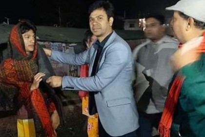 টেকনাফে কনকনে শীতের মাঝে শীতবস্ত্র বিতরণ