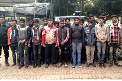 বগুড়ায় র‌্যাবের অভিযানে ১৬ ব্যবসায়ী গ্রেফতার