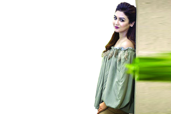 প্রচারণায় ব্যস্ত জয়া