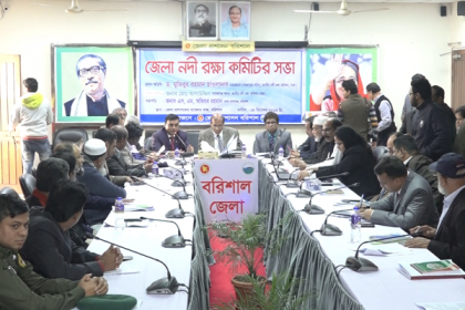 'নদীর অবৈধ দখলদার যতই শক্তিশালী হোক, ছাড় দেয়া হবে না'