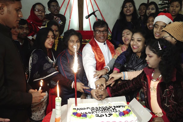 রংপুরে নানা আয়োজনে পালিত হচ্ছে বড়দিন