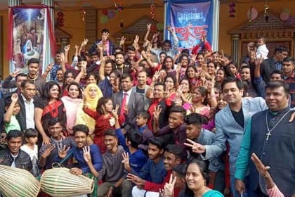 বড়াইগ্রামে আনন্দঘন পরিবেশে বড়দিন উদযাপন 