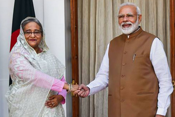 ঢাকার মান ভাঙাতে মাঠে নামছে দিল্লি: আনন্দবাজার 