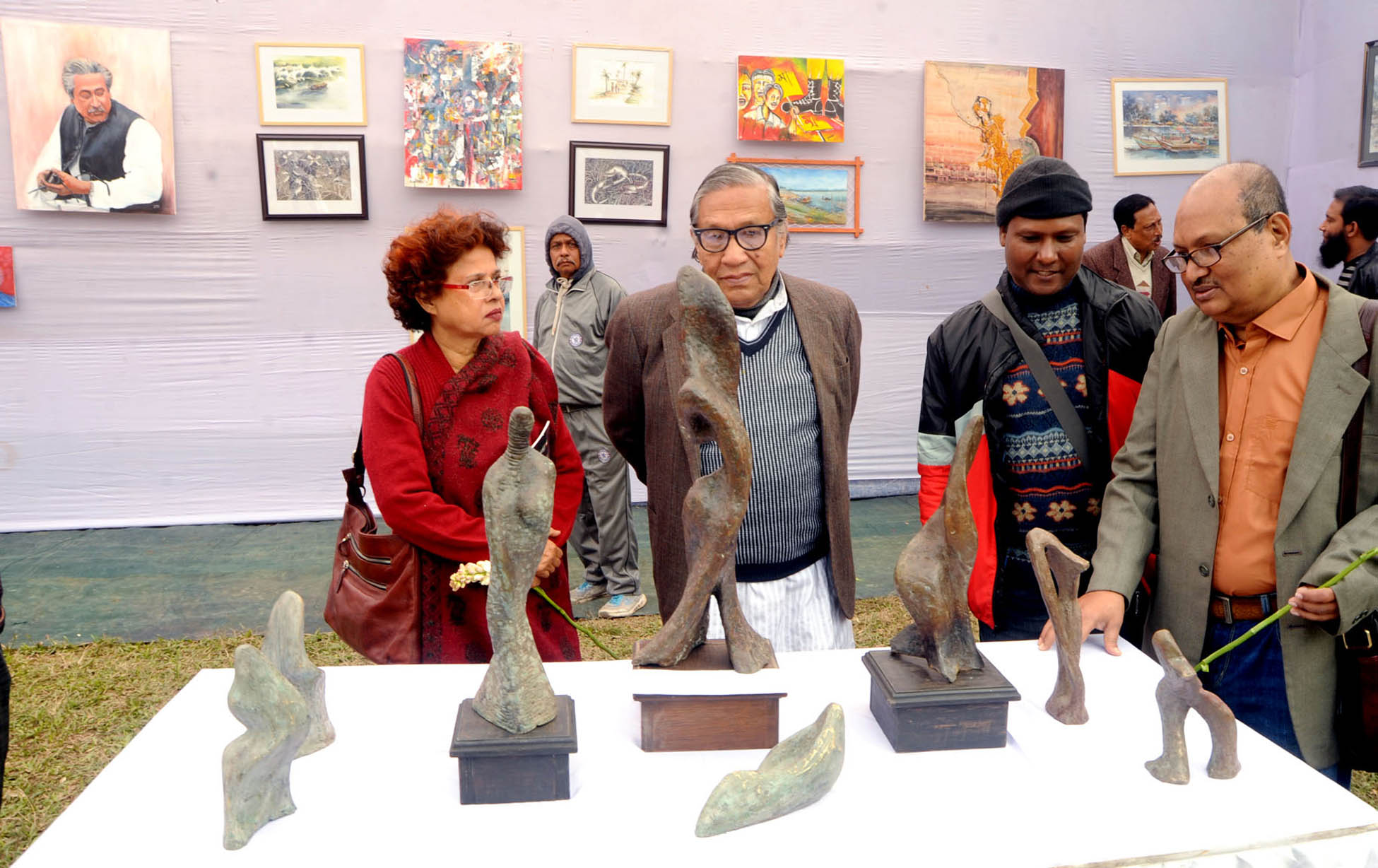 বগুড়ায় চারু বন্ধনের তিন দিনব্যাপী চিত্র প্রদর্শন শুরু