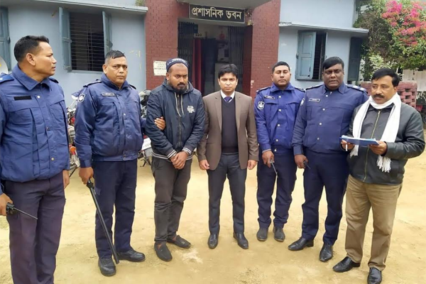 ঠাকুরগাঁওয়ে দুই ভুয়া পরীক্ষার্থী আটক, ১ জন বহিষ্কার